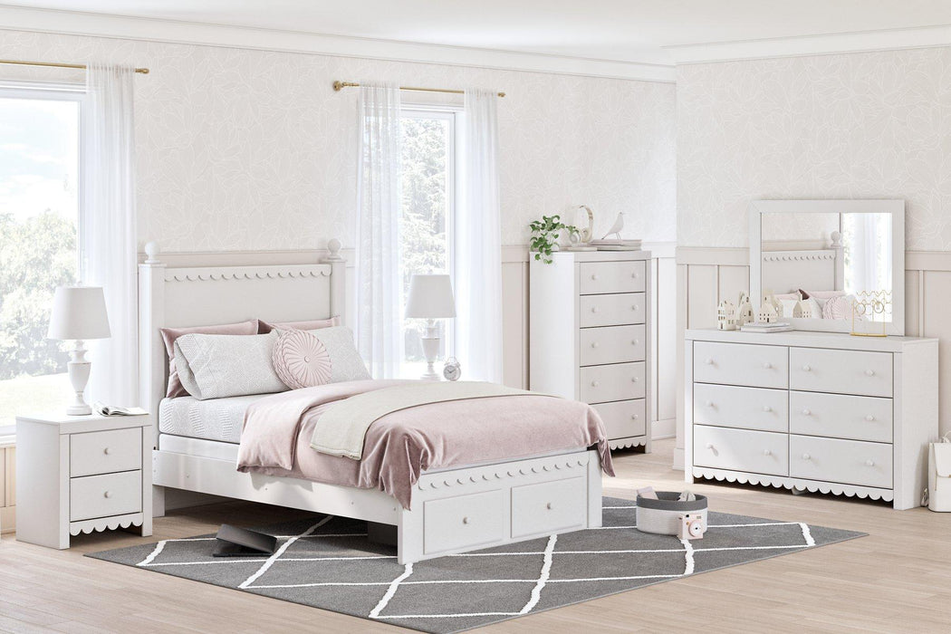 Mollviney Bedroom Set